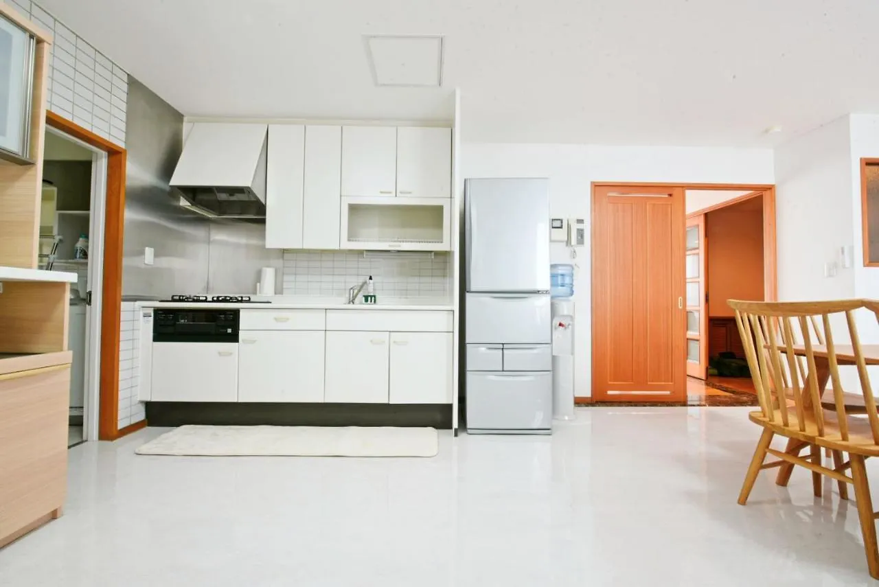 Hostel Pleasure Maruyama Sapporo 4*,