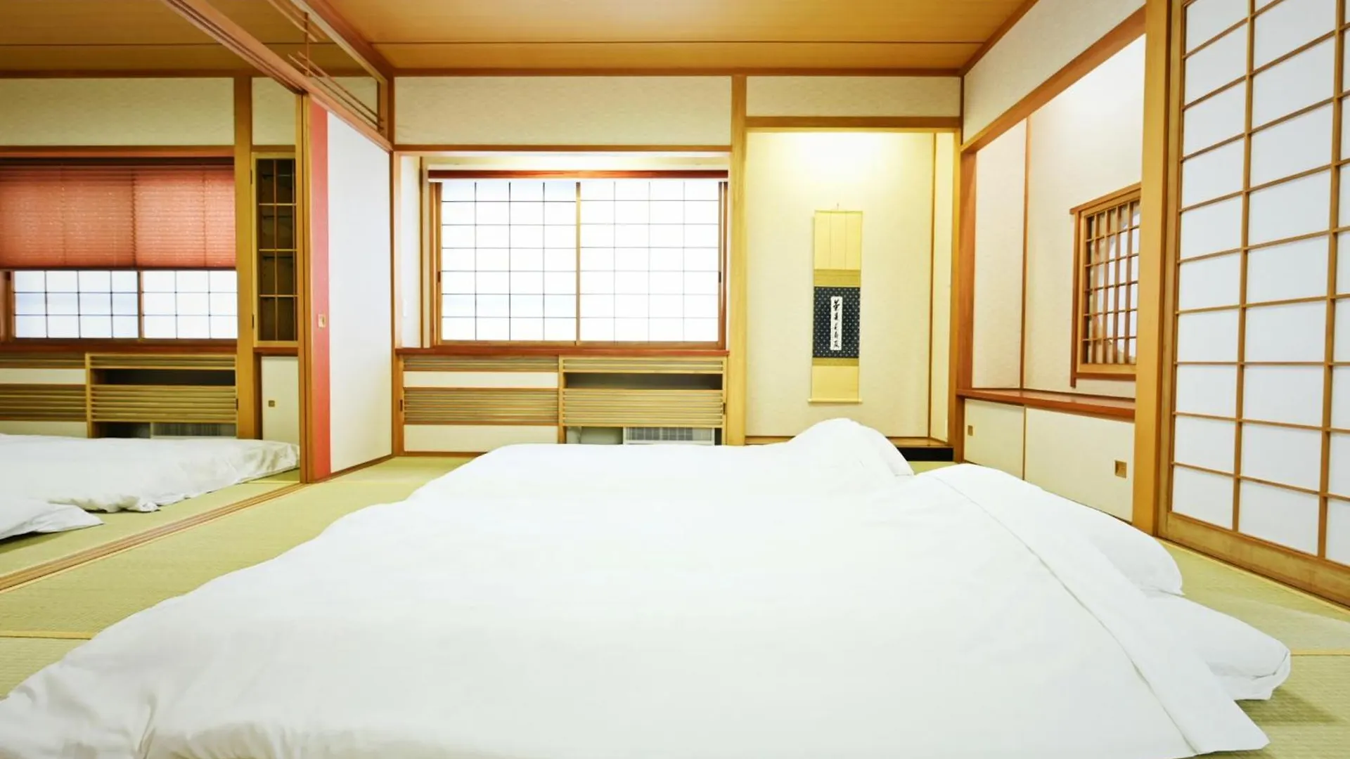 מלון דירות סאפורו Hostel Pleasure Maruyama