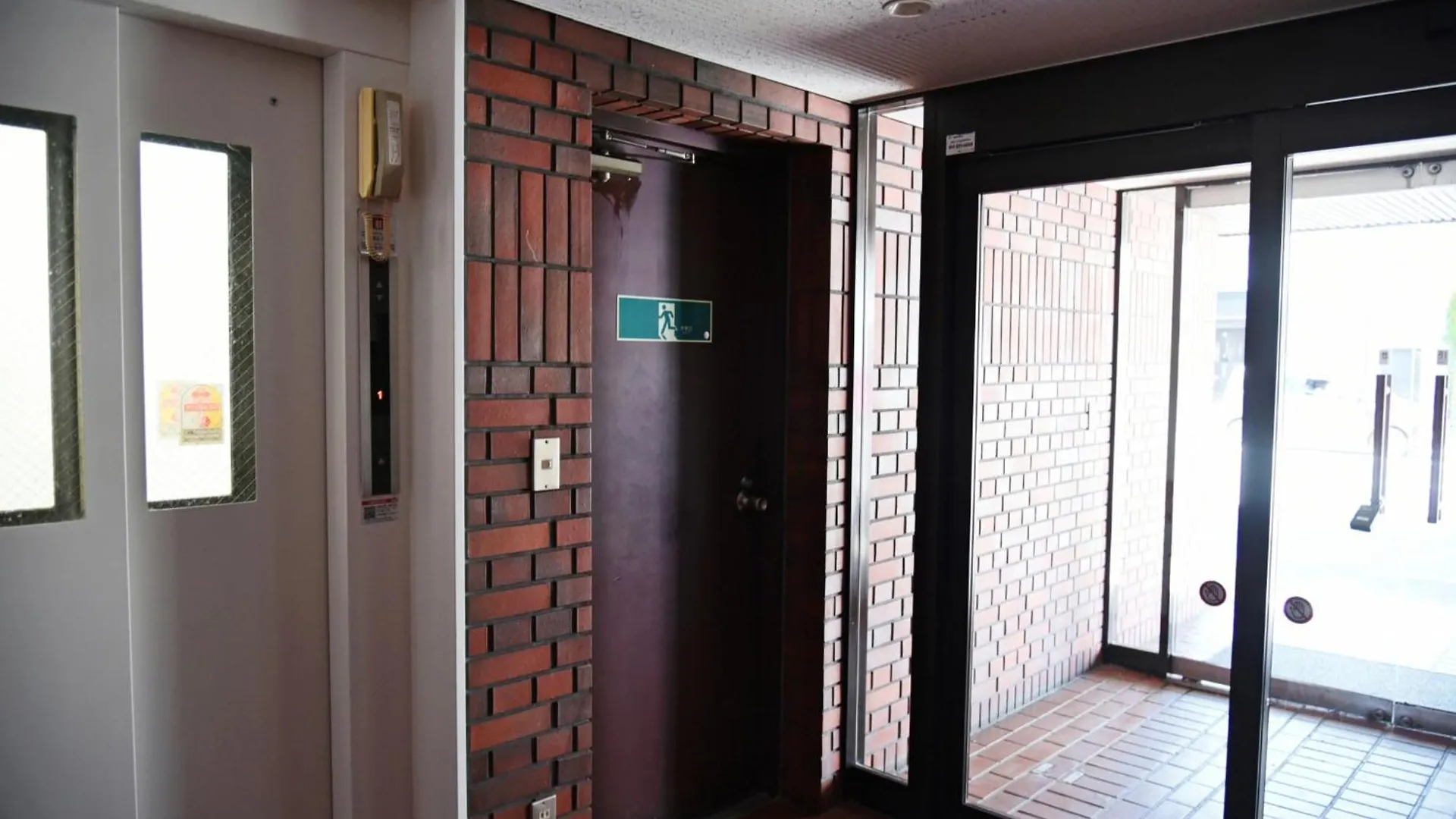 סאפורו Hostel Pleasure Maruyama 4*,